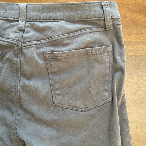 J Brand Gray Jegging || SZ 29 - Picture 9 of 16